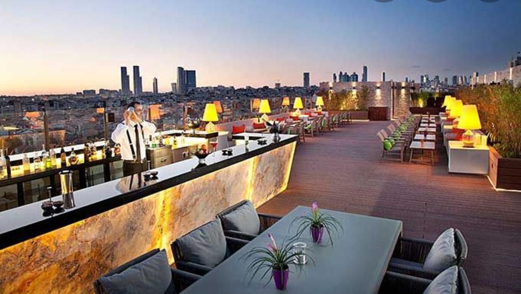 Rooftop-ApeDesign