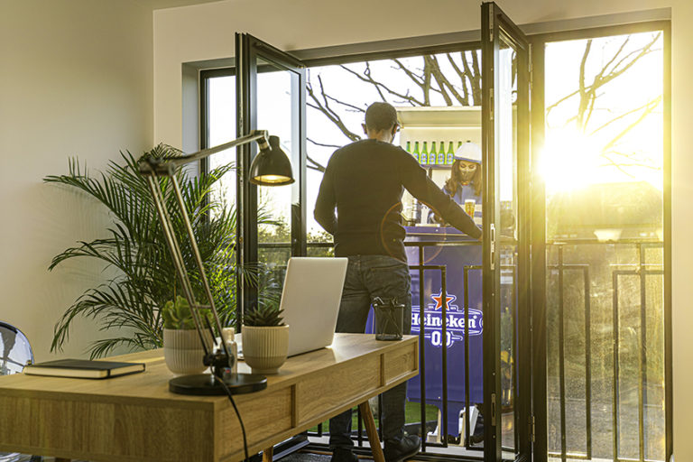 Heineken service, piattaforma mobile in casa