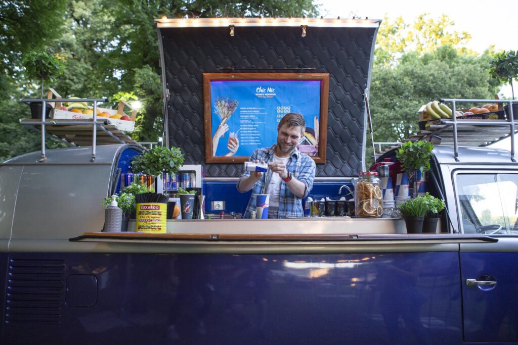 Truck Bar Redbull ApeTime