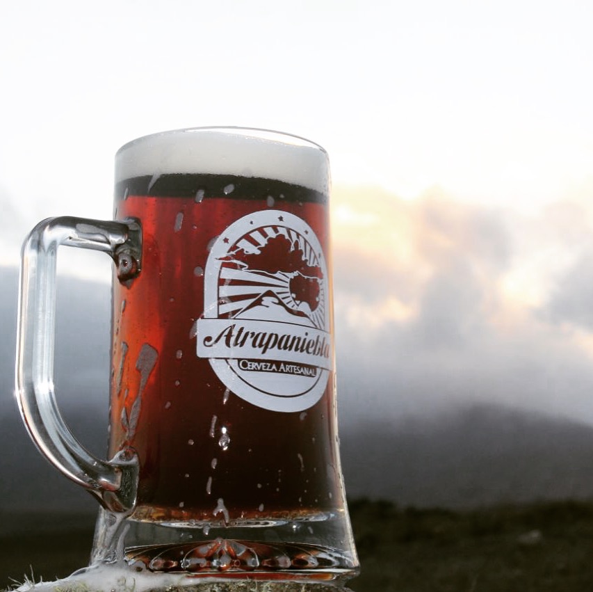 Calice di birra Atraplaniebla