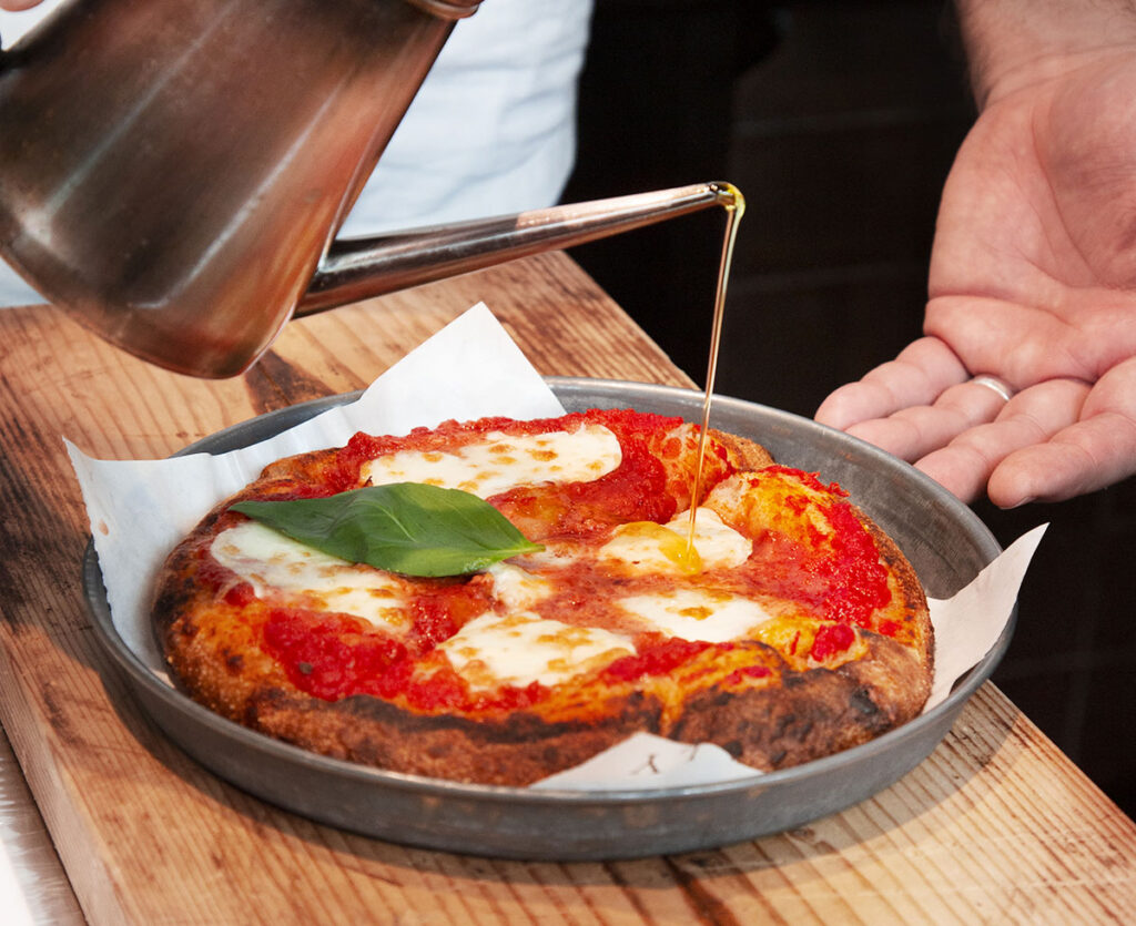 Pizza Eataly, pizza padellino olio
