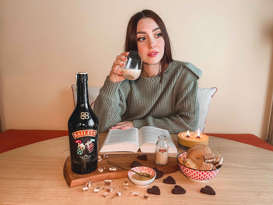 Camihawke, ambassador Baileys