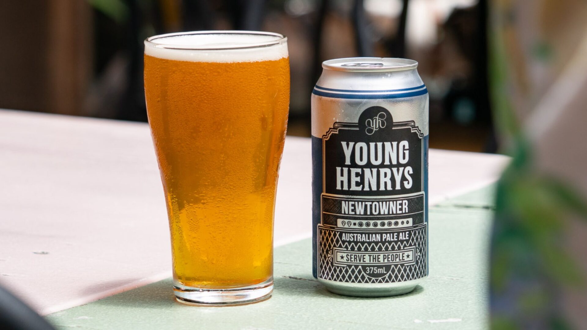 birra con alghe del birrificio Young Henry