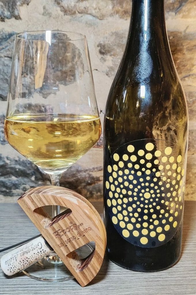 bottiglia vino Chakra Essenza