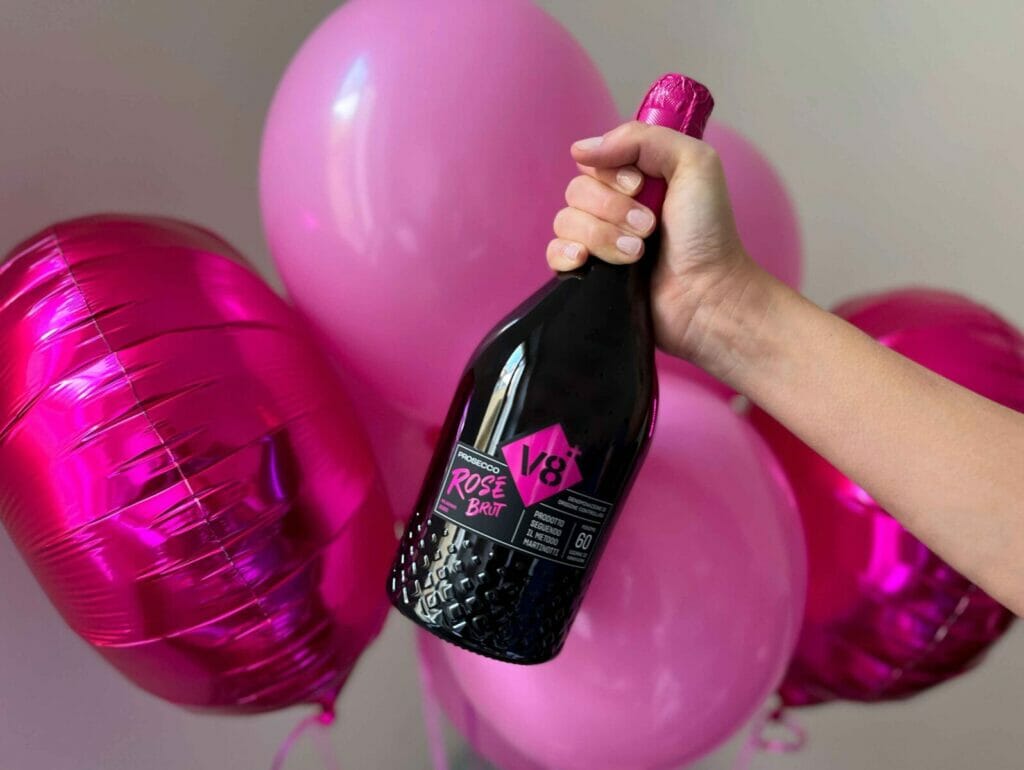V8+ Lele, prosecco