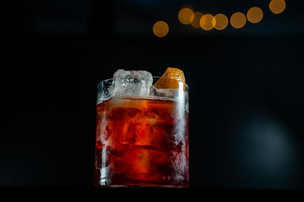 barman e barladies, lavoro shaker