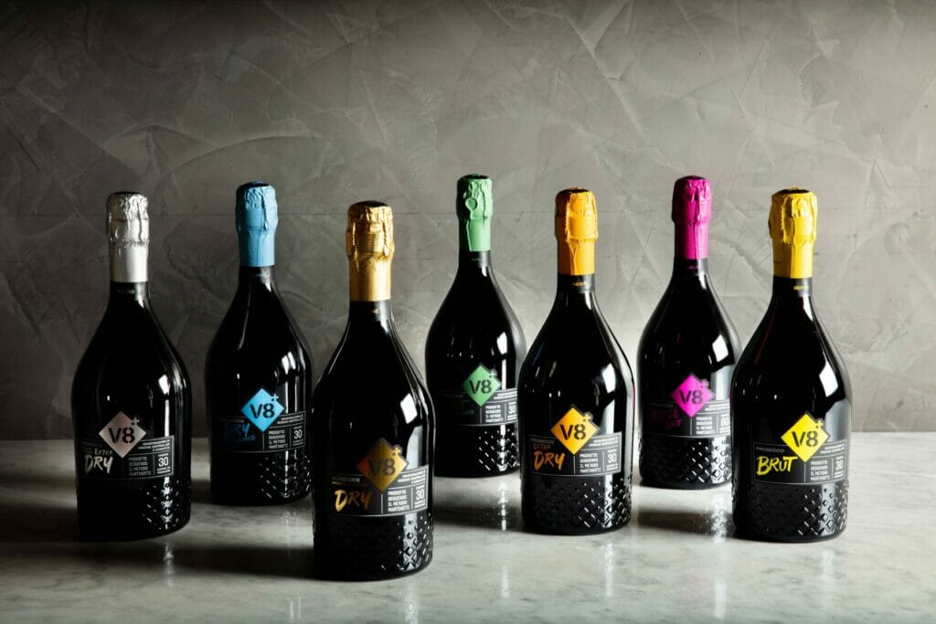 V8+ premio best packaging