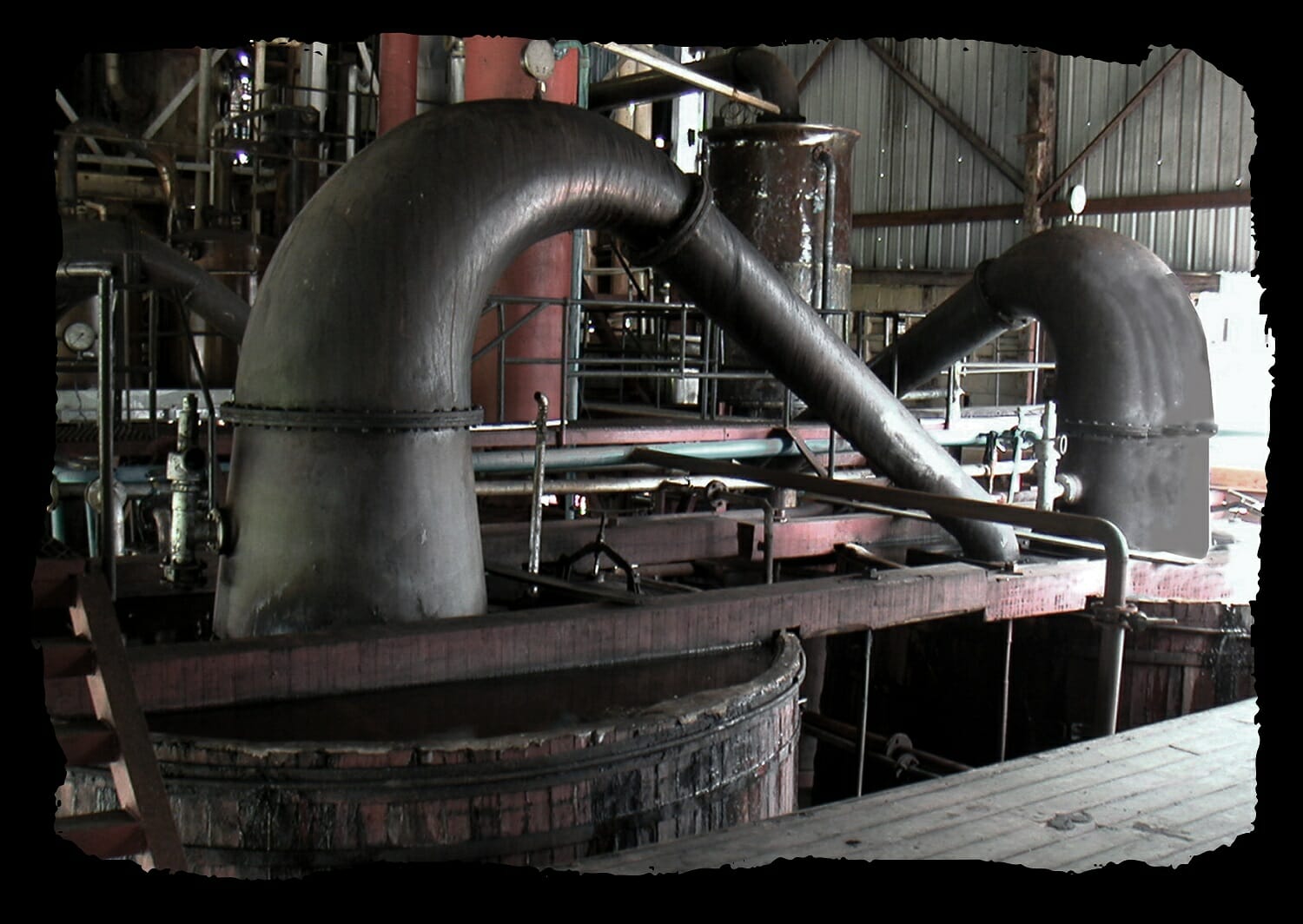 alambicco, double woodenpot still del Pusser's Rum