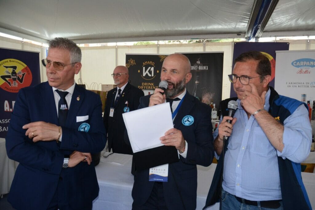 Luca Azzolina Barman ABS
