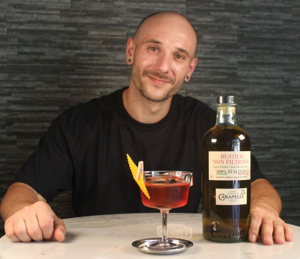 Mattia Alfieri Bartender con Carapelli
