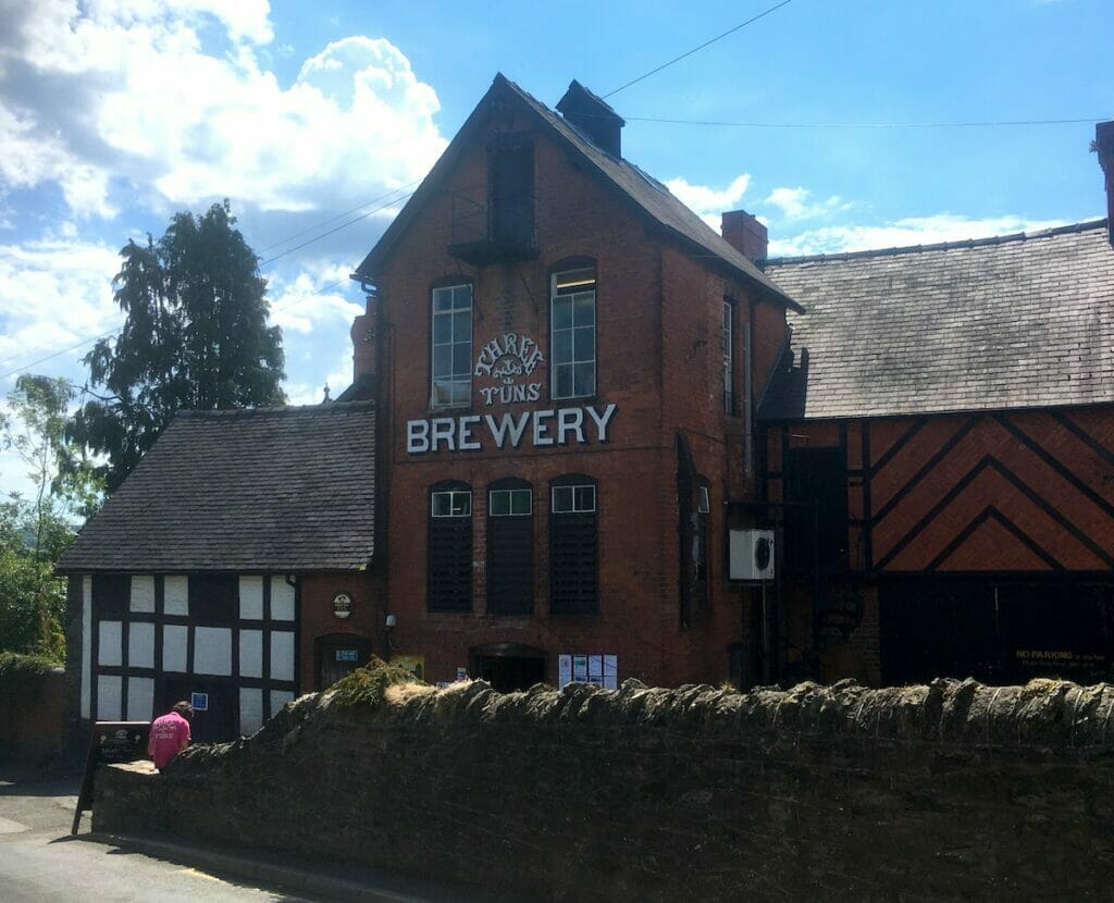 Birrificio THREE TUNS