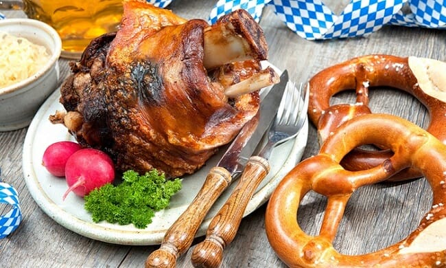stinco di carne e pretzel