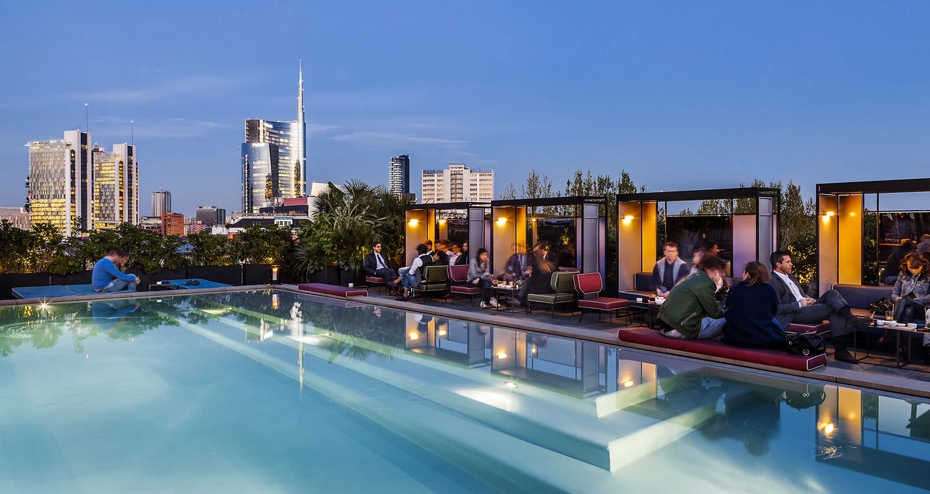 Ceresio 7 rooftop bar Milano