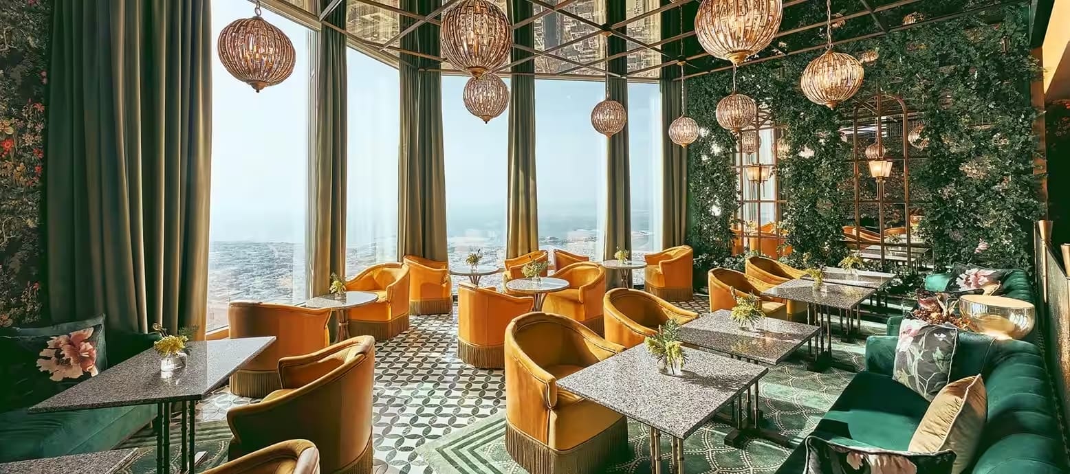 bar con vista dubai
