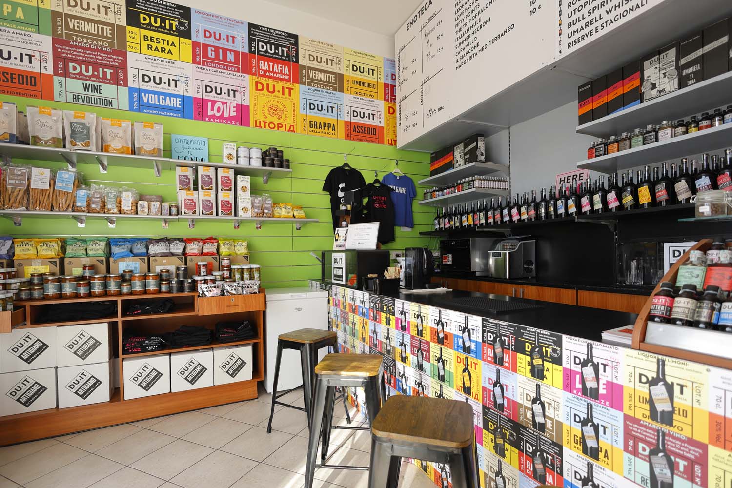 Arriva Firenze l’aperitivo take-away: il primo negozio
