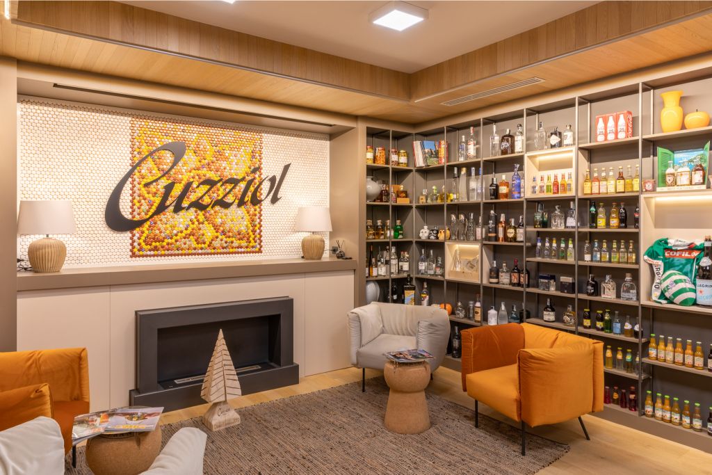 Cuzziol Beverage sala esposizione liquori