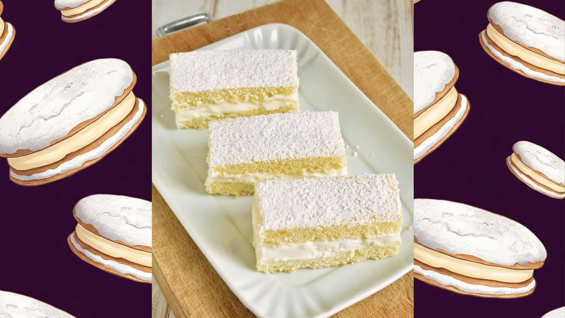 Tre merendine Paradiso fatte in casa servite su un piatto bianco, con soffice pan di Spagna e crema al latte, spolverate con zucchero a velo. Sfondo illustrato con dolcetti simili.