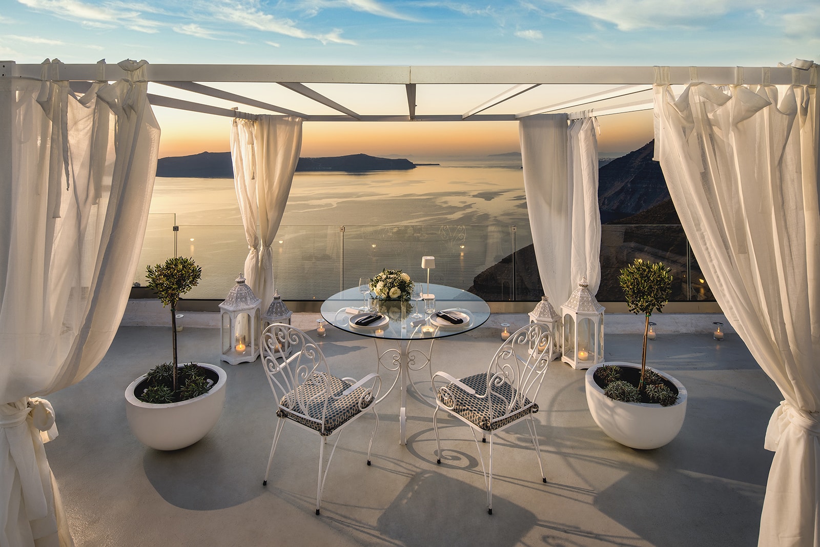 Ristoranti romantici hotel sul mare in Sardegna al tramonto