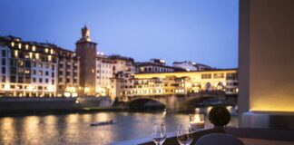 Hotel di lusso in Italia 2025: 10 mete da sogno per un weekend esclusivo Hotel di lusso in Italia 2025 con vista su Firenze e Ponte Vecchio, ideale per un weekend esclusivo tra eleganza e comfort.